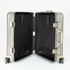 租喼 租行李箱 Rimowa TOPAS TITANIUM鋁鎂合金手提登機箱56cm/22吋